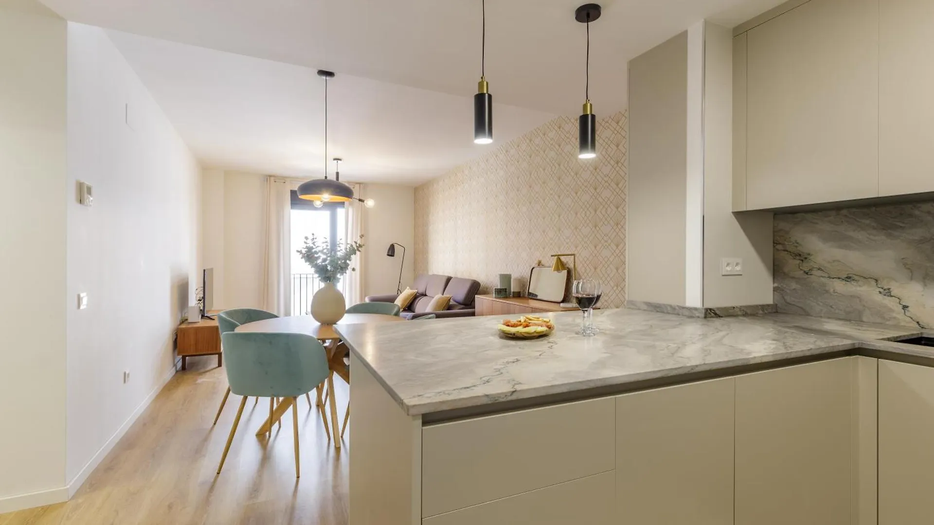 Living4Malaga Balcon De Neriアパートメント